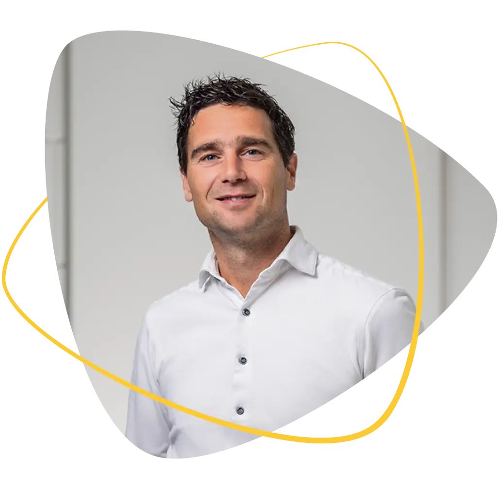 Dennis@2x(2)